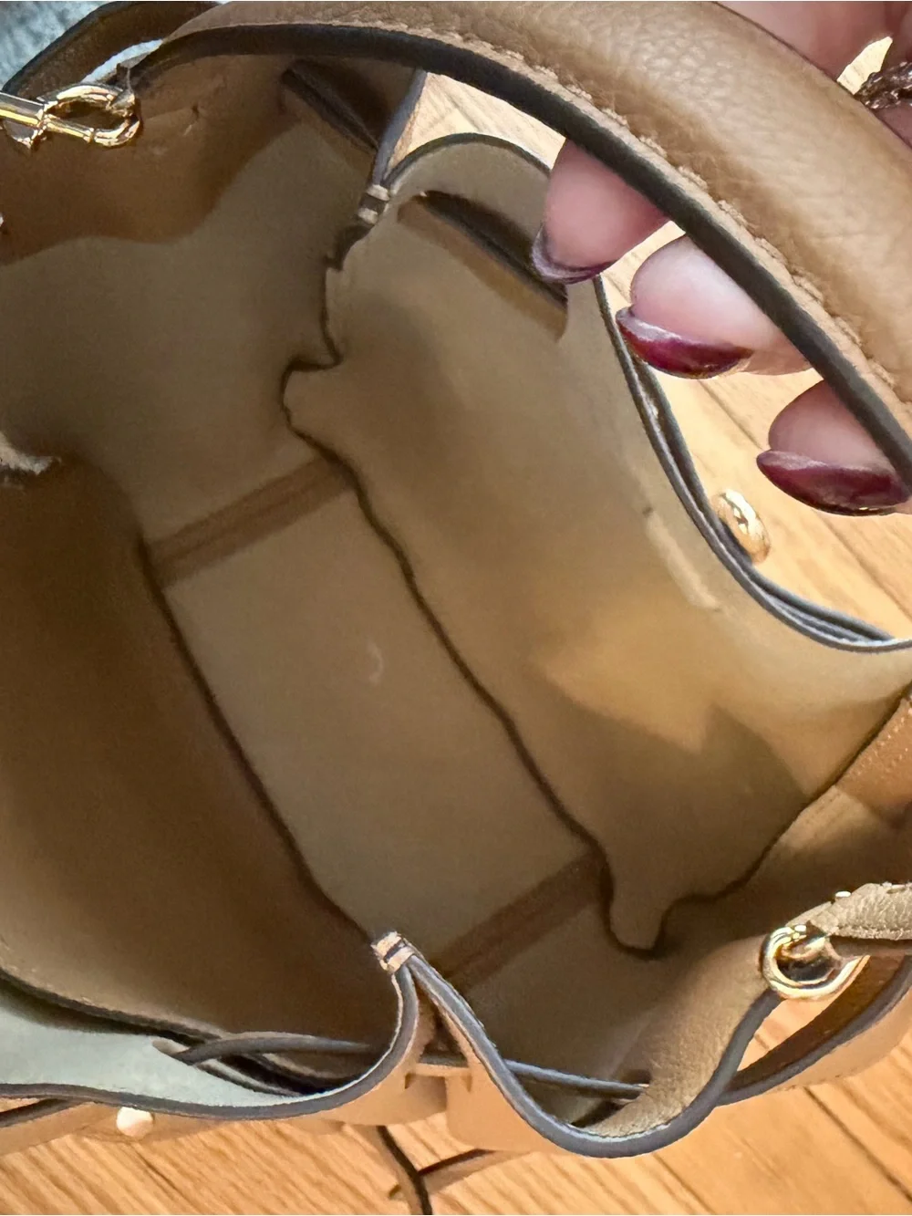 Tory Burch Romy Bucket Bag - Tiramasu - Picture 6 of 12